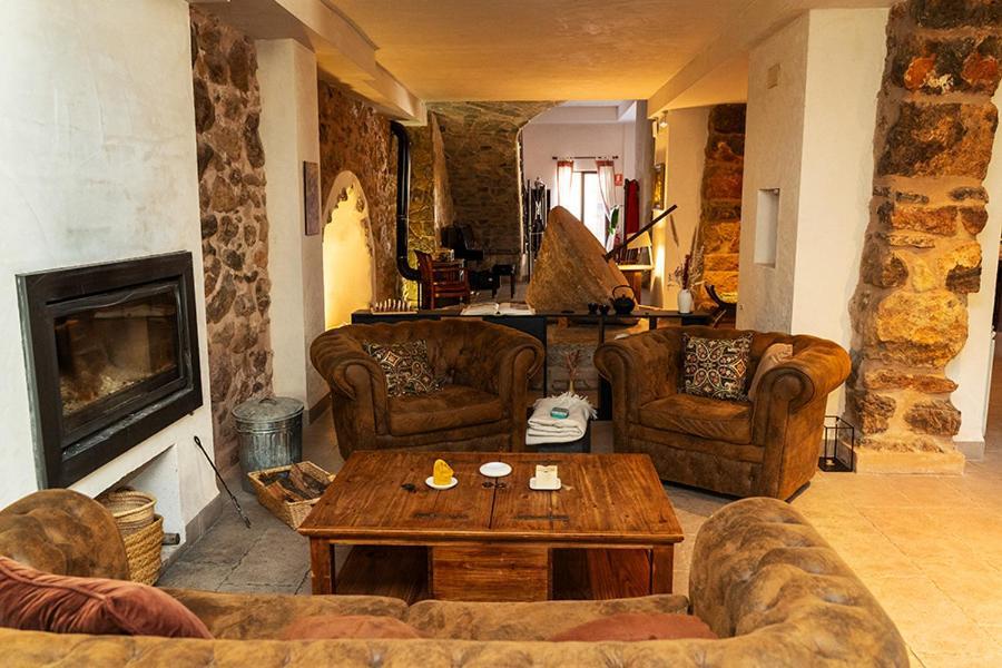 Masia De Matuta Vall de Almonacid 외부 사진