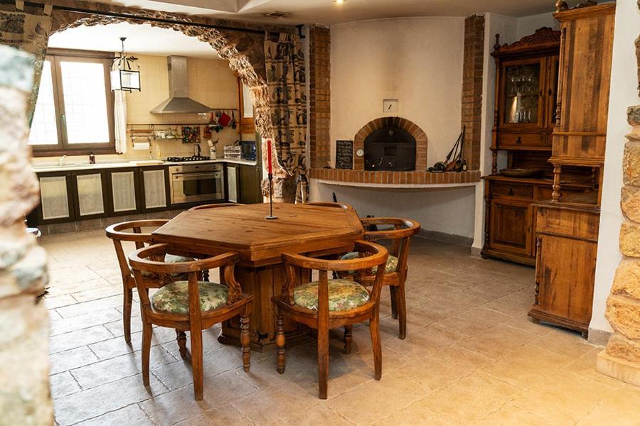 Masia De Matuta Vall de Almonacid 외부 사진